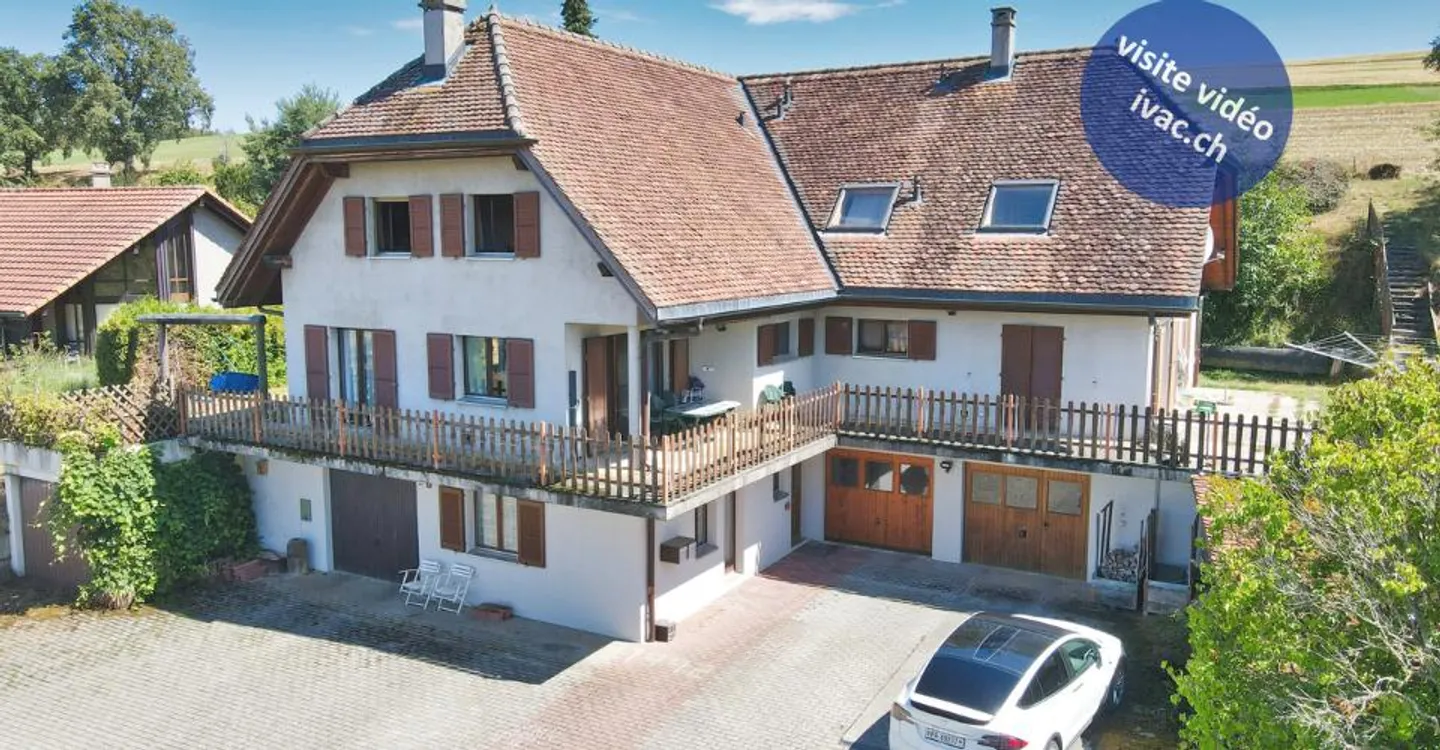Villa individuelle de 2 logements à Seigneux - VD - Foto 1 di 13