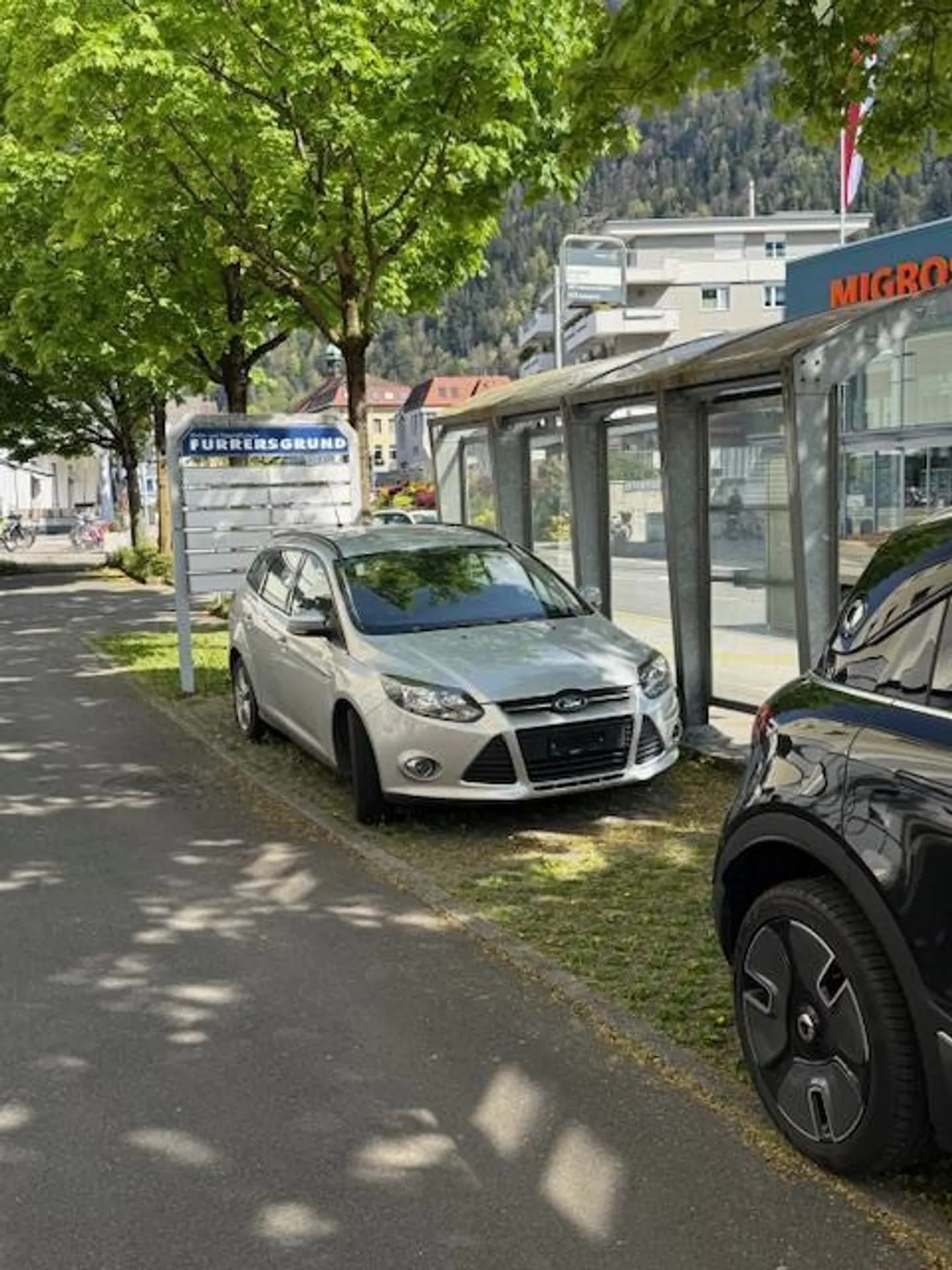 Parcheggio all'aperto - Foto 2 di 3