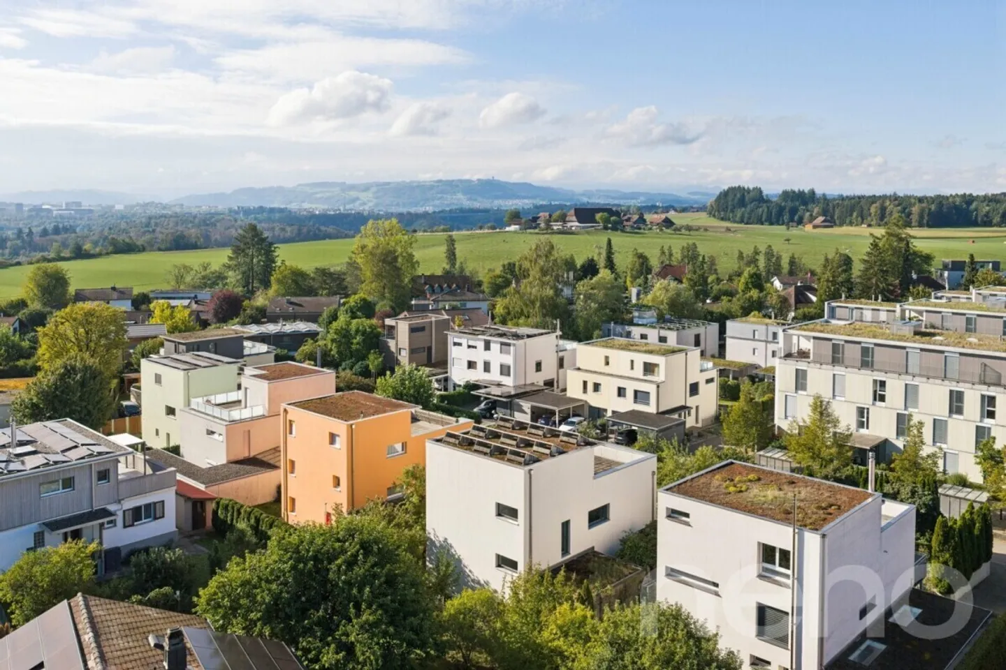 Stilvolles Einfamilienhaus mit Terrasse - Foto 3 von 12