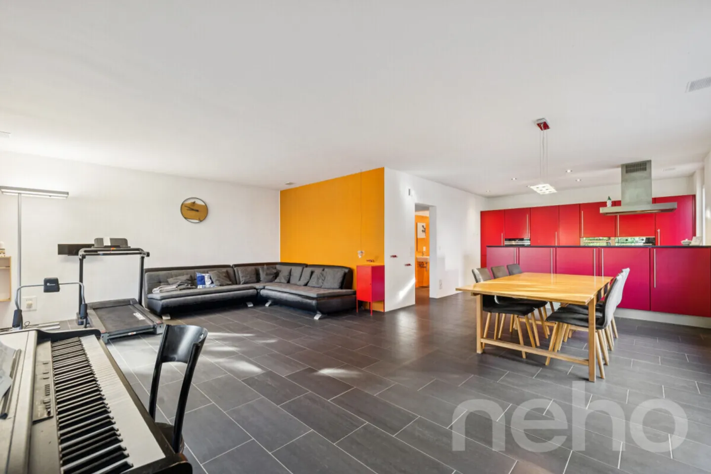 Stilvolles Einfamilienhaus mit Terrasse - Foto 4 von 12