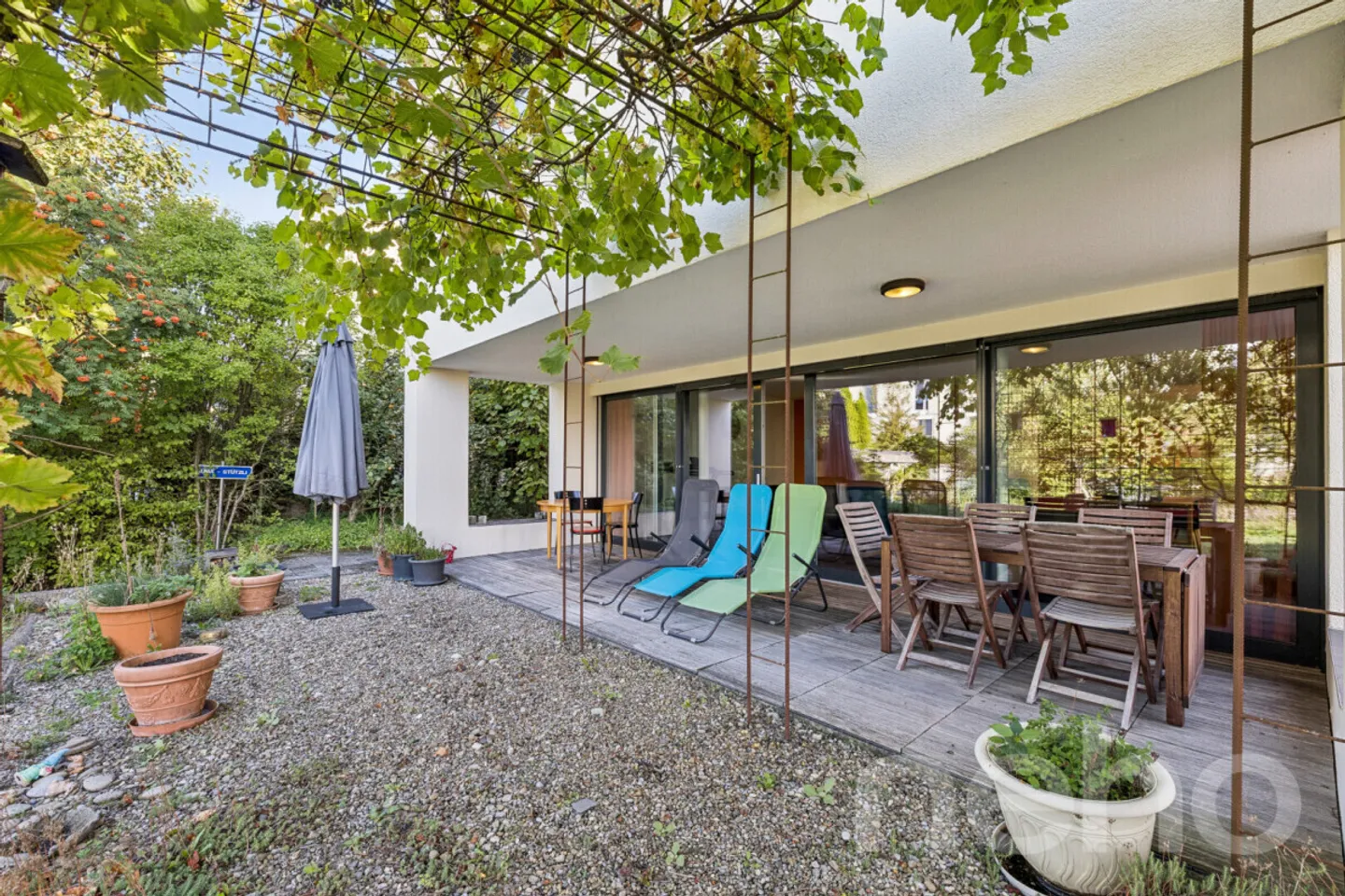 Stilvolles Einfamilienhaus mit Terrasse - Foto 12 von 12