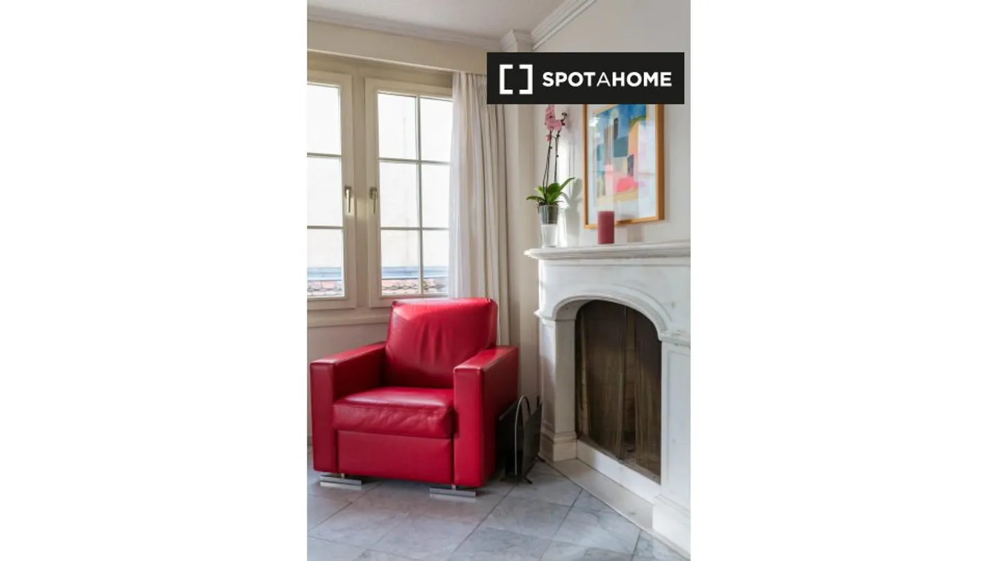 Discover, visit and rent your new home online with full confidence. - Photo 7 of 13