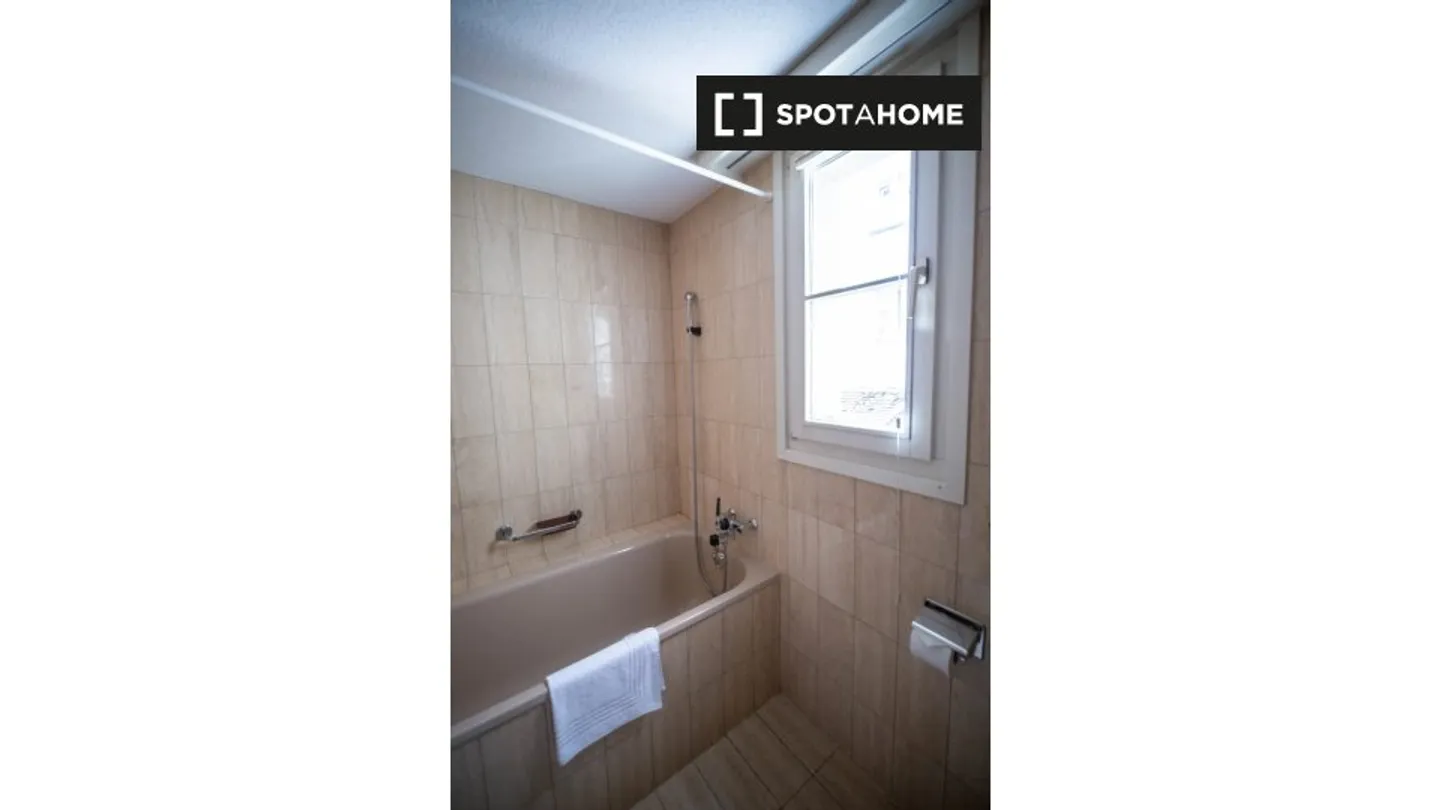 Discover, visit and rent your new home online with full confidence. - Photo 13 of 13