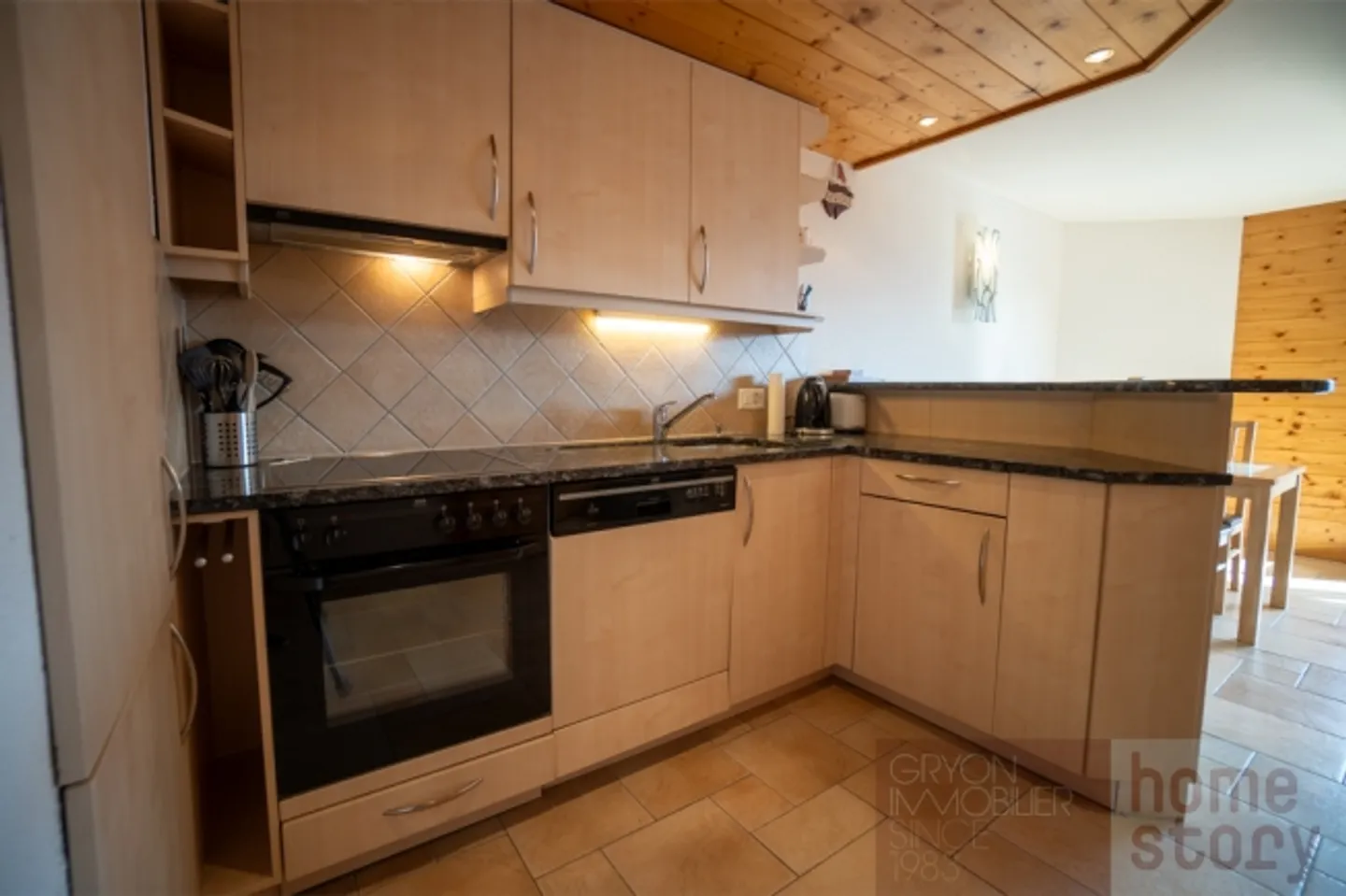 Panoramic view and modern comfort in Barboleuse - Photo 10 of 19