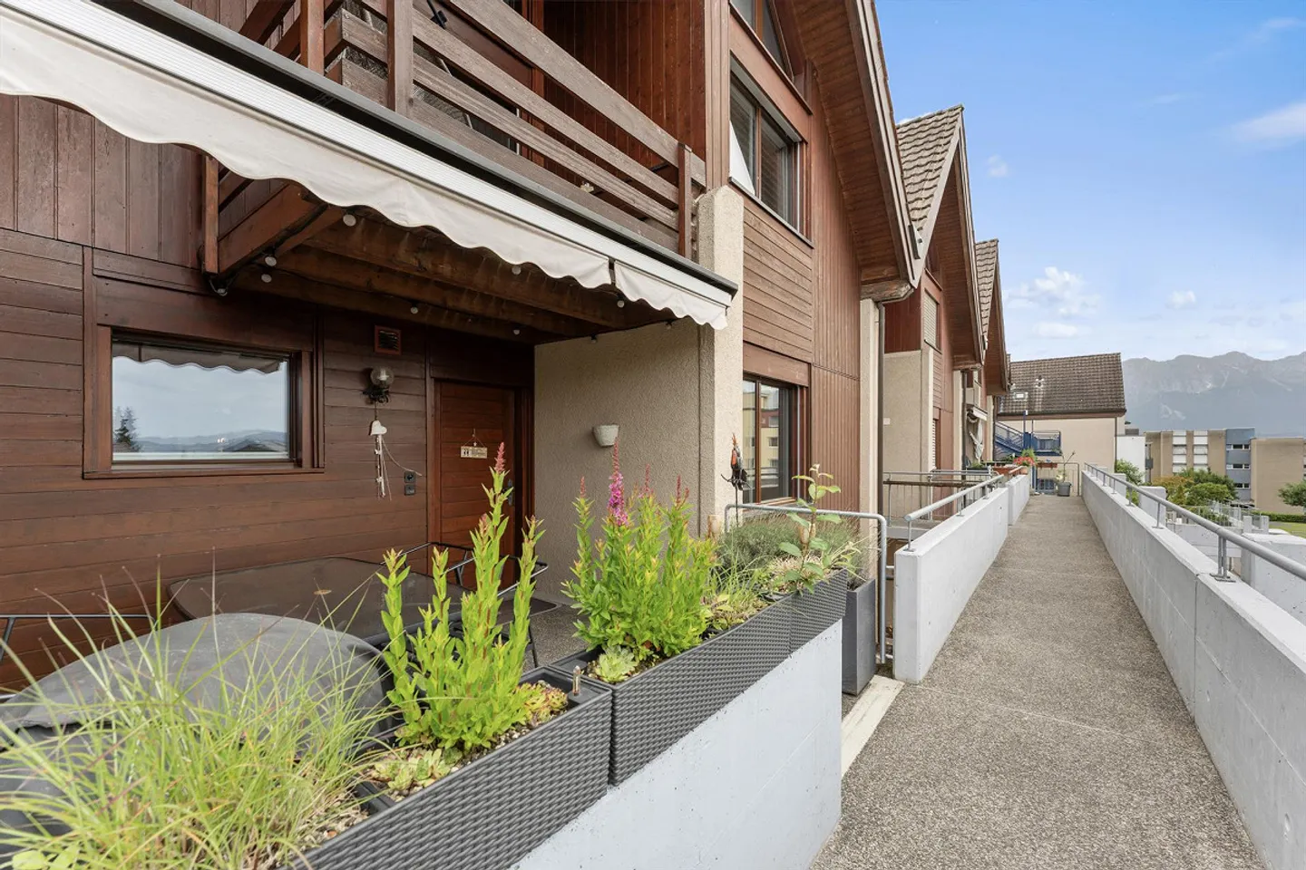 5.5-Zimmer-Maisonette mit Cheminée und viel Potenzial – nahe Thun - Foto 13 von 30