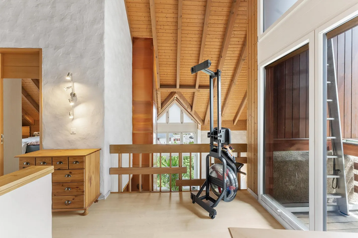 5.5-Zimmer-Maisonette mit Cheminée und viel Potenzial – nahe Thun - Foto 17 von 30