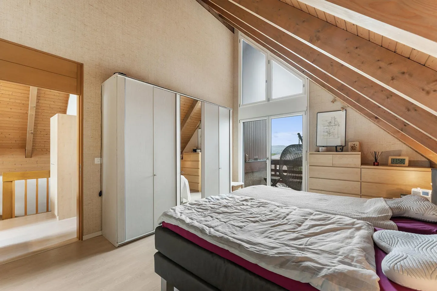 5.5-Zimmer-Maisonette mit Cheminée und viel Potenzial – nahe Thun - Foto 23 von 30