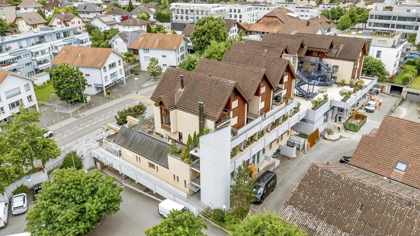 5.5-Zimmer-Maisonette mit Cheminée und viel Potenzial – nahe Thun - Foto 25 von 30