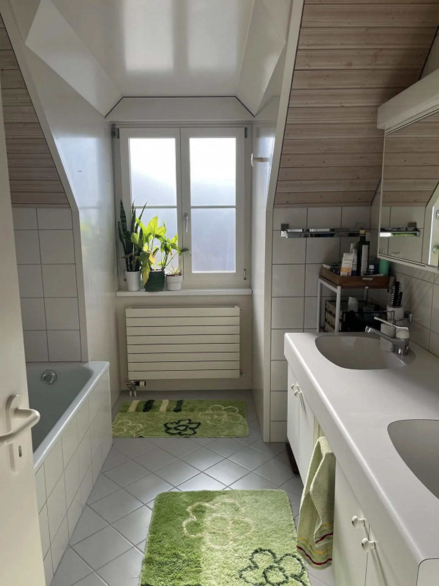 Appartamento accogliente in mansarda con camino - Foto 5 di 8