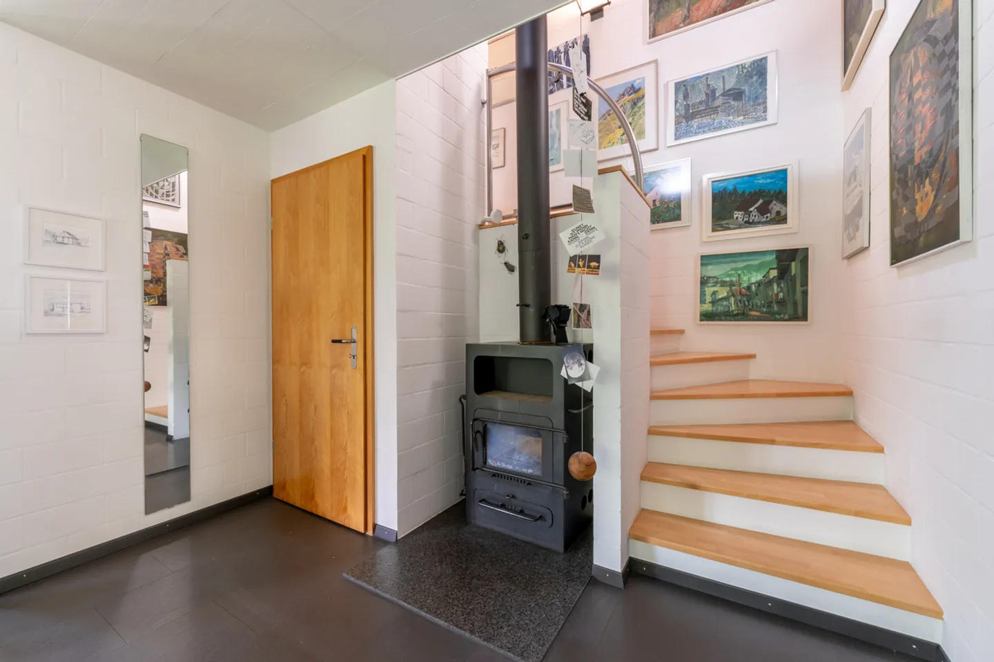 Maison familiale moderne - Photo 3 sur 13