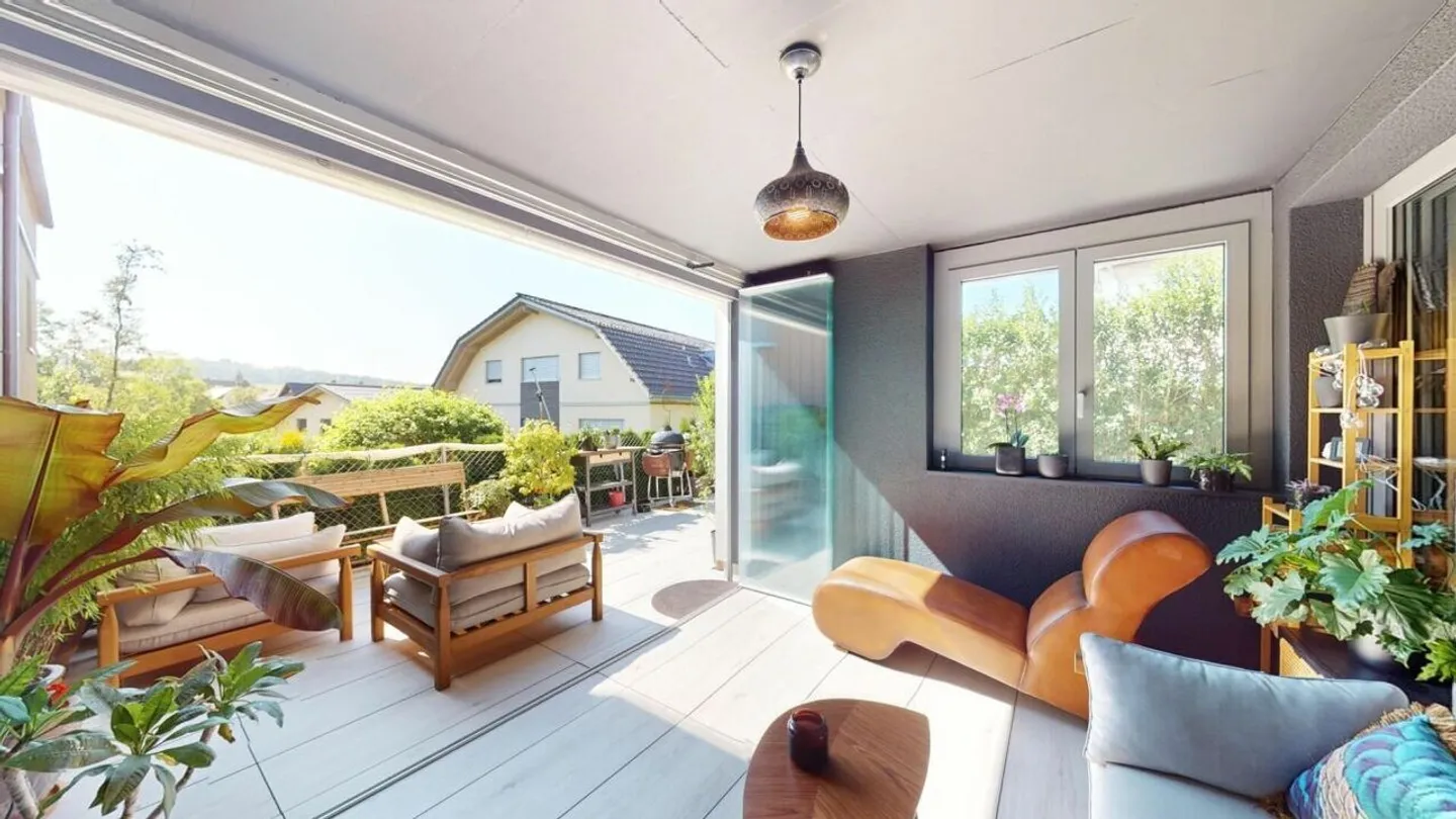 TOP MODERN APARTMENT WITH LOGGIA AND GARDEN AREA - Photo 9 of 12