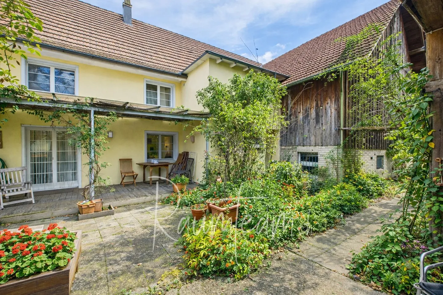 Charmantes Haus mit Atelier und Loft - Foto 1 von 29