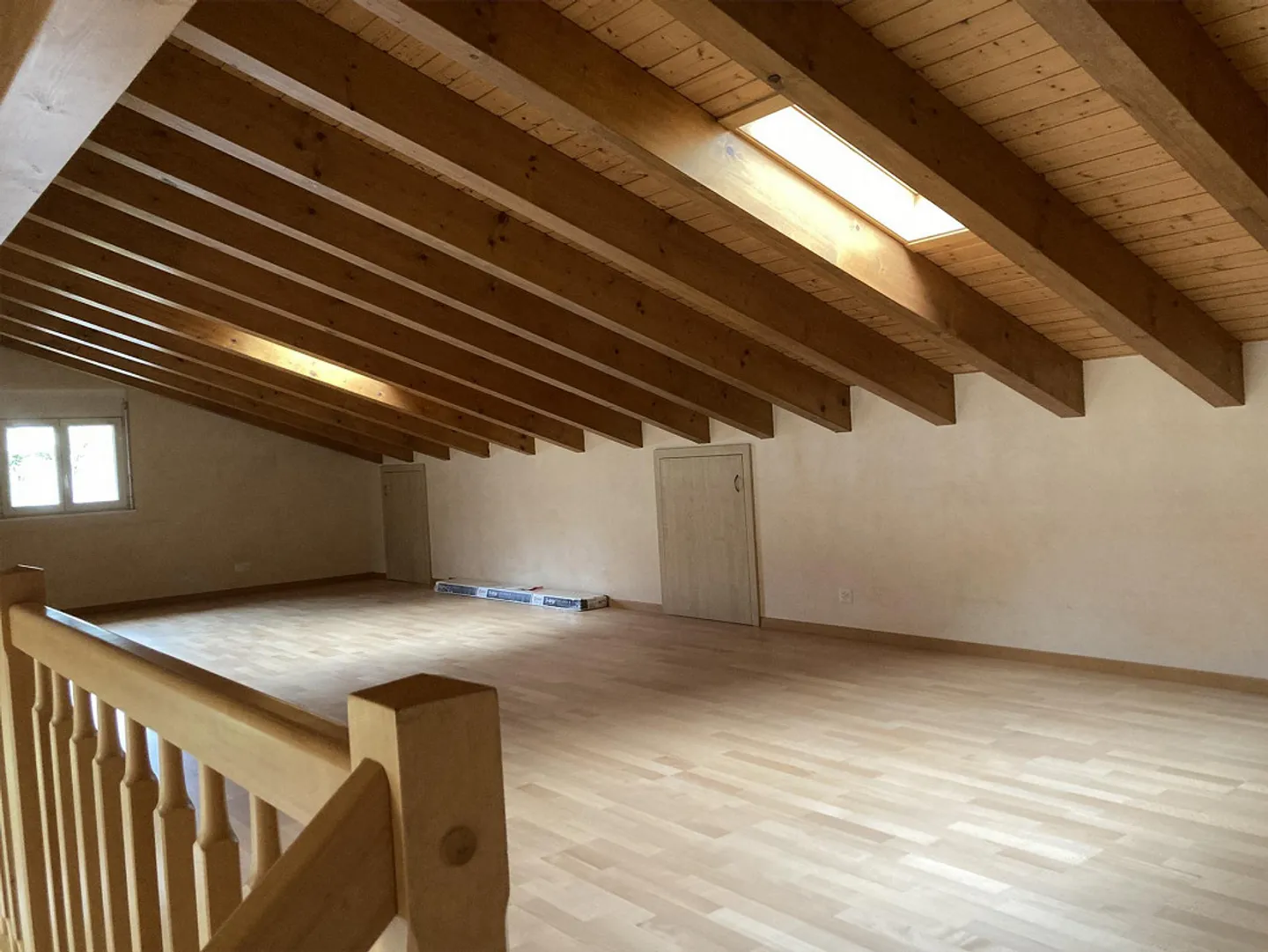 Magnifico appartamento di 4 e mezzo con soppalco in un quartiere tranquillo - Foto 8 di 12