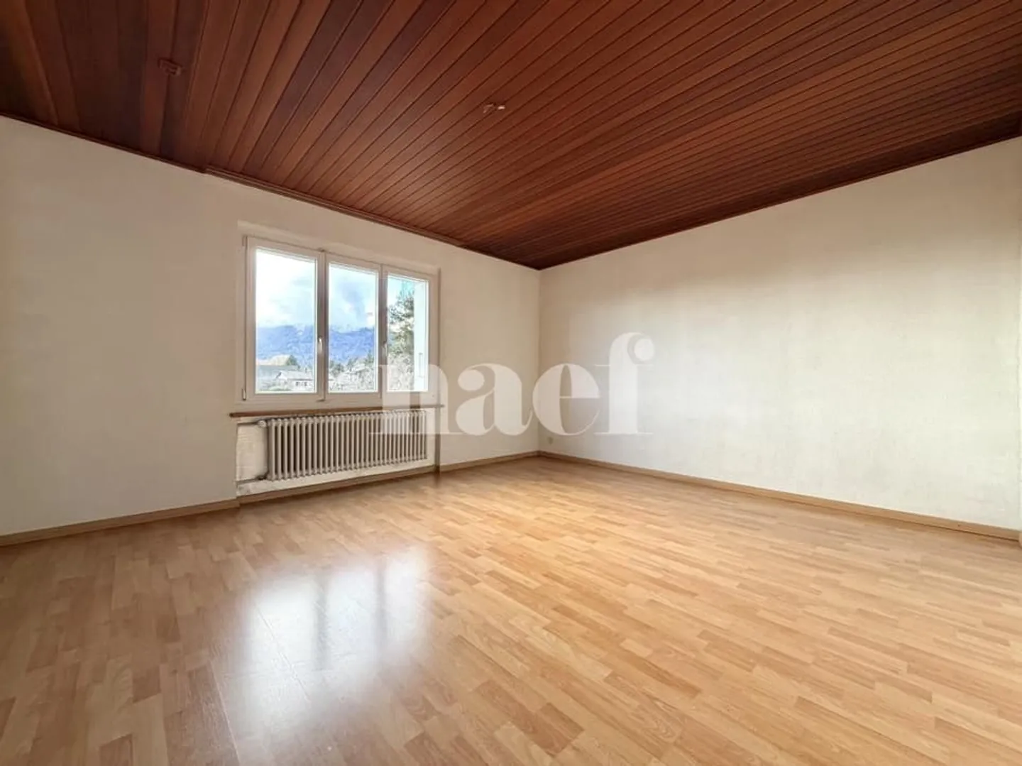 Erhabene 4.5-Zimmer-Wohnung mit Balkon in Bôle - Foto 5 von 10