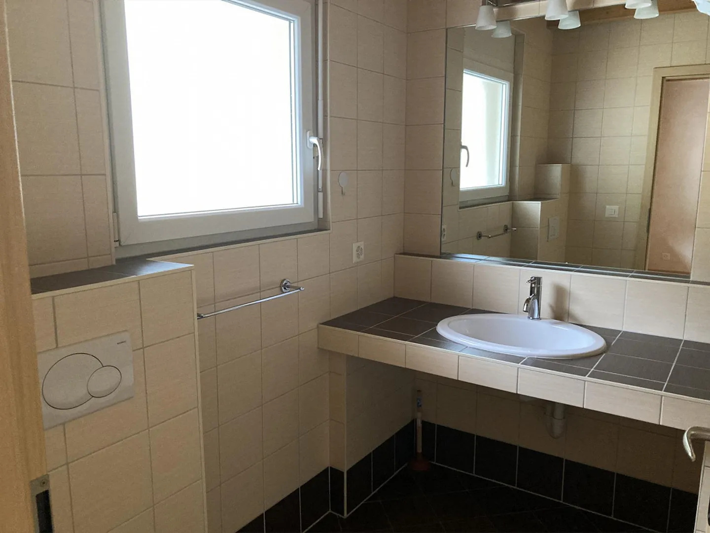 Magnifico appartamento di 4 e mezzo con soppalco in un quartiere tranquillo - Foto 11 di 12