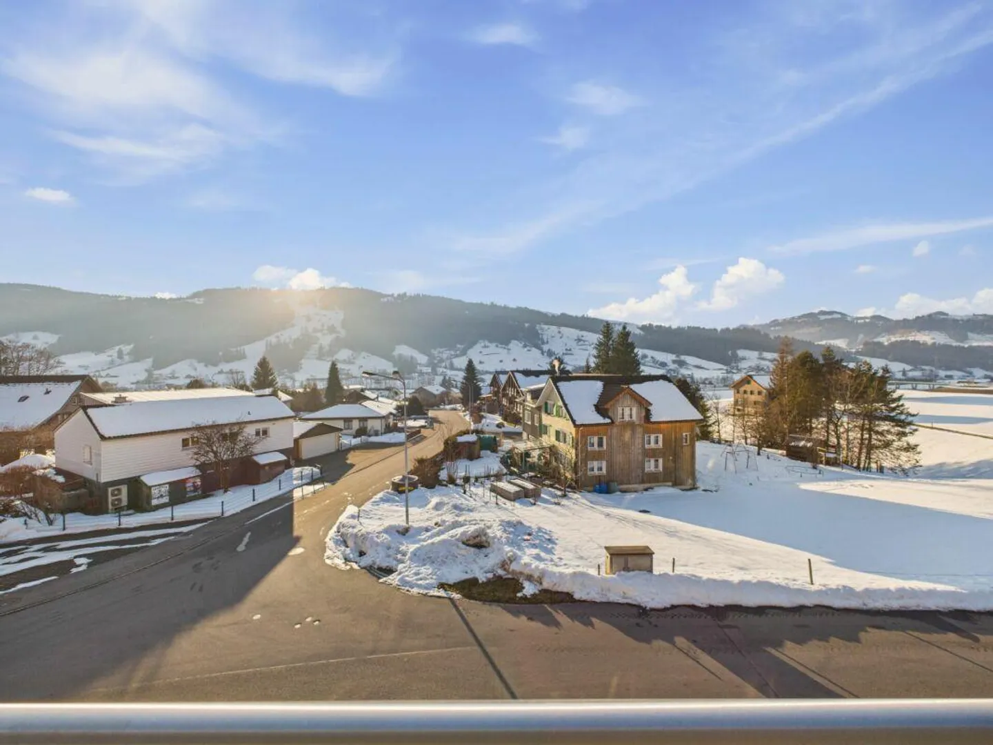 Appartement de haut niveau dans le vert - Photo 4 sur 9