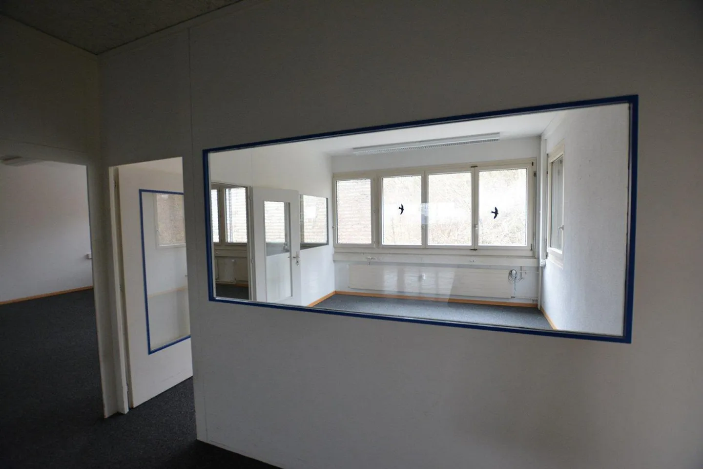 Bureau incluant un entrepôt près de la sortie d'autoroute - Photo 9 sur 9