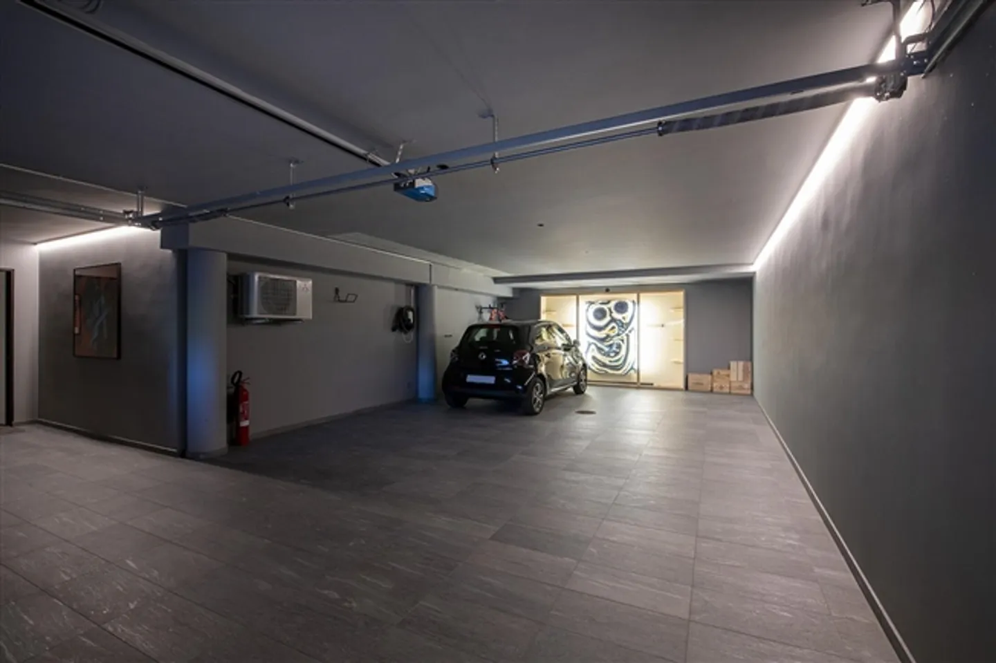 APPARTAMENTO LUSSUOSO MODERNO CON GIARDINO, PISCINA E VISTA PANORAMICA - Foto 18 di 19