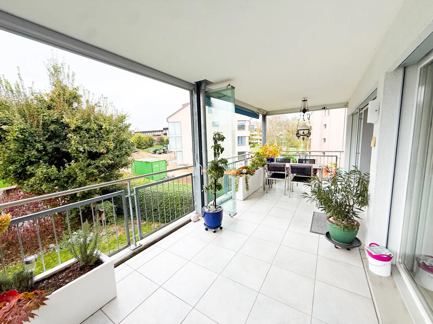 Spacious Apartment with Balcony - Photo 7 of 21