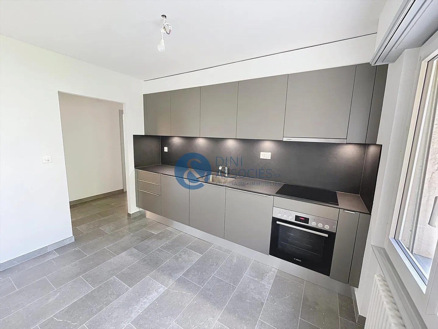 Appartement 4.5 pièces - Photo 2 sur 10