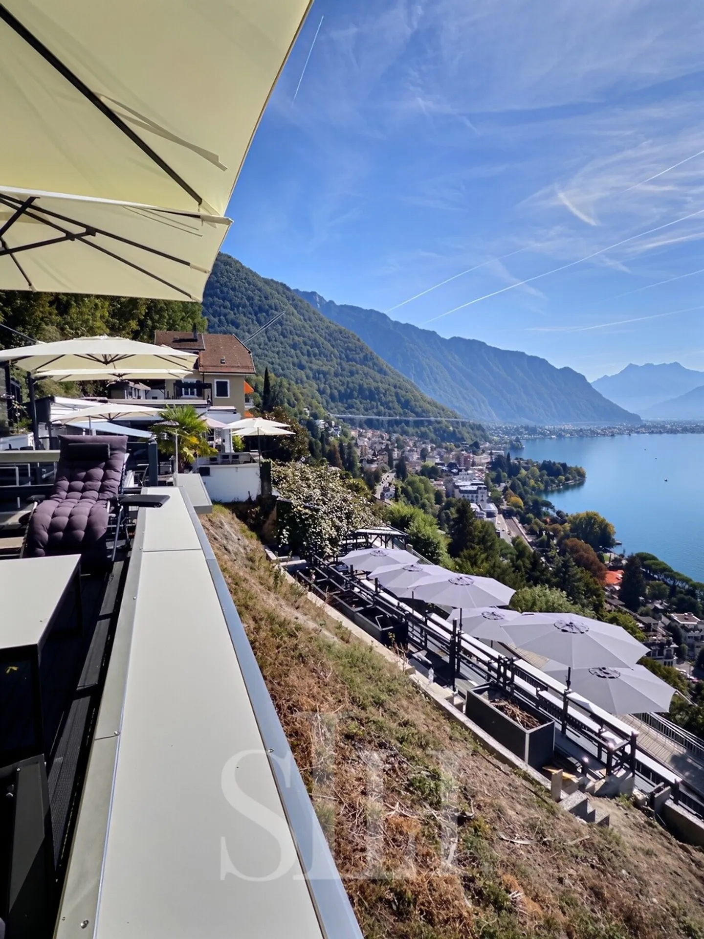 Investment Property with Stunning Views - Photo 3 of 17