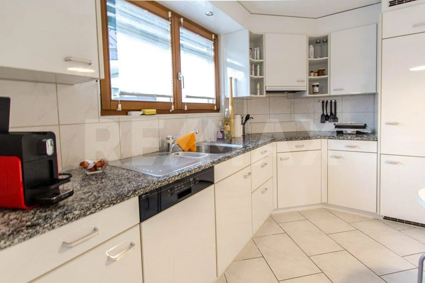 Living close to nature - Photo 7 of 7