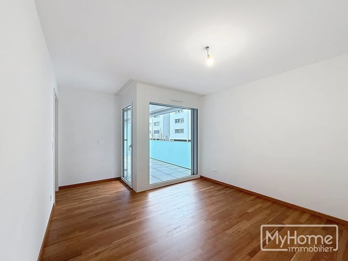 Appartement de 4.5 pièces au 2ème étage d'un tout nouveau quartier - Photo 5 sur 11