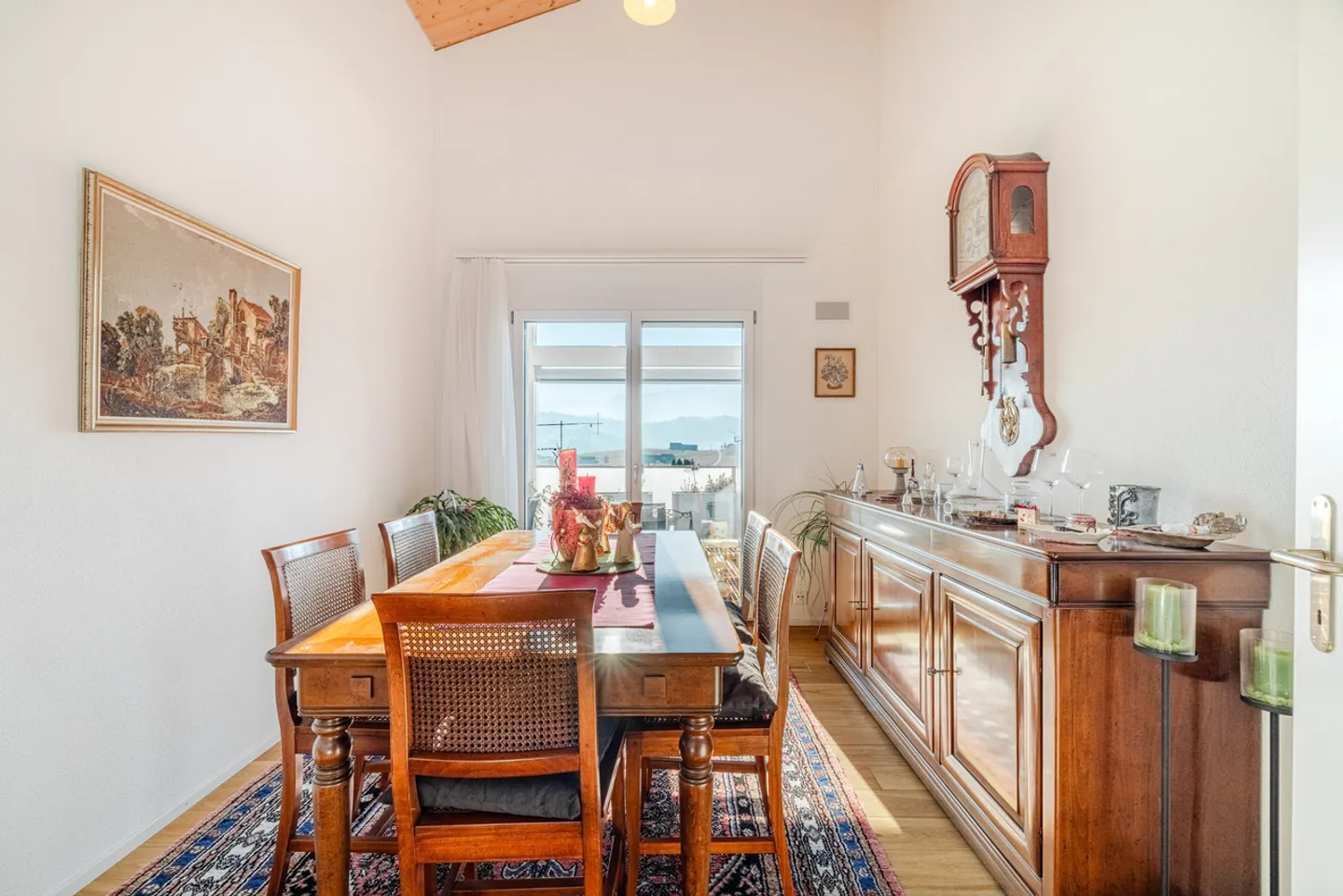 Moderne Maisonette mit Loggia - Foto 4 von 9
