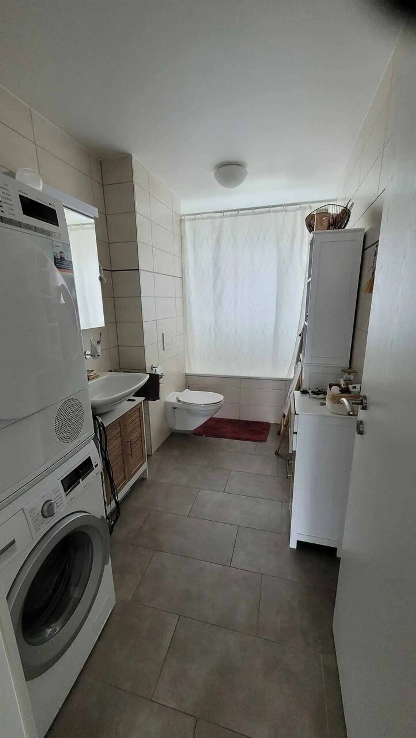 Appartamento Incantevole con Balcone - Foto 3 di 4