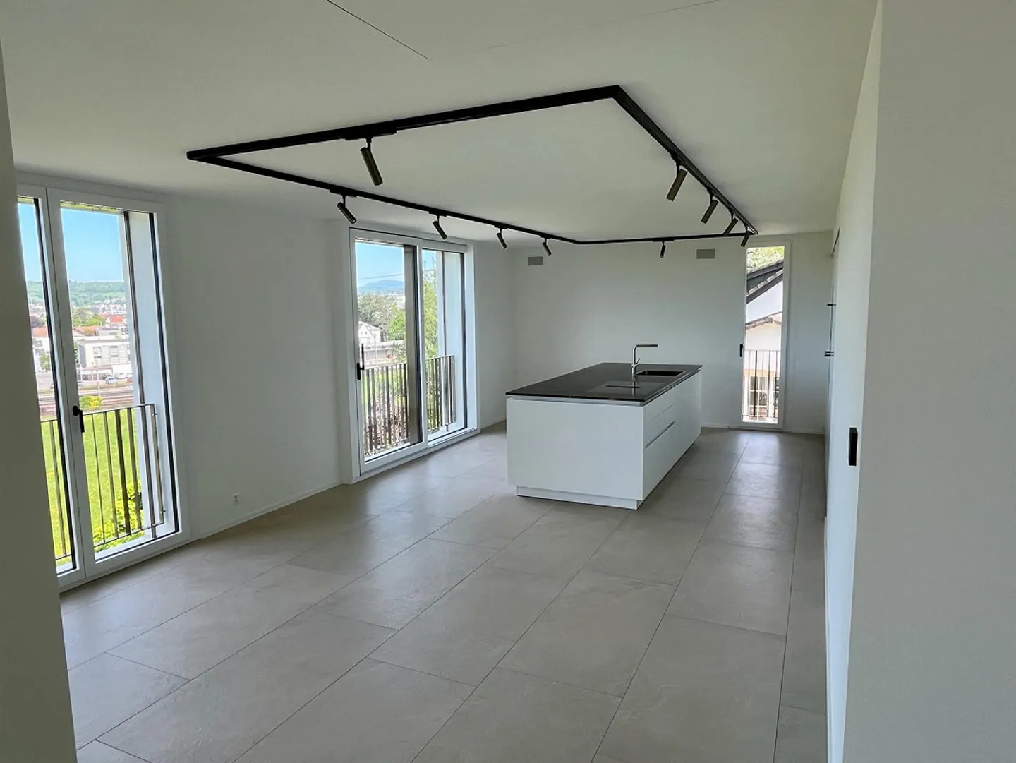 Geräumige Wohnung in Rheinfelden - Foto 2 von 5