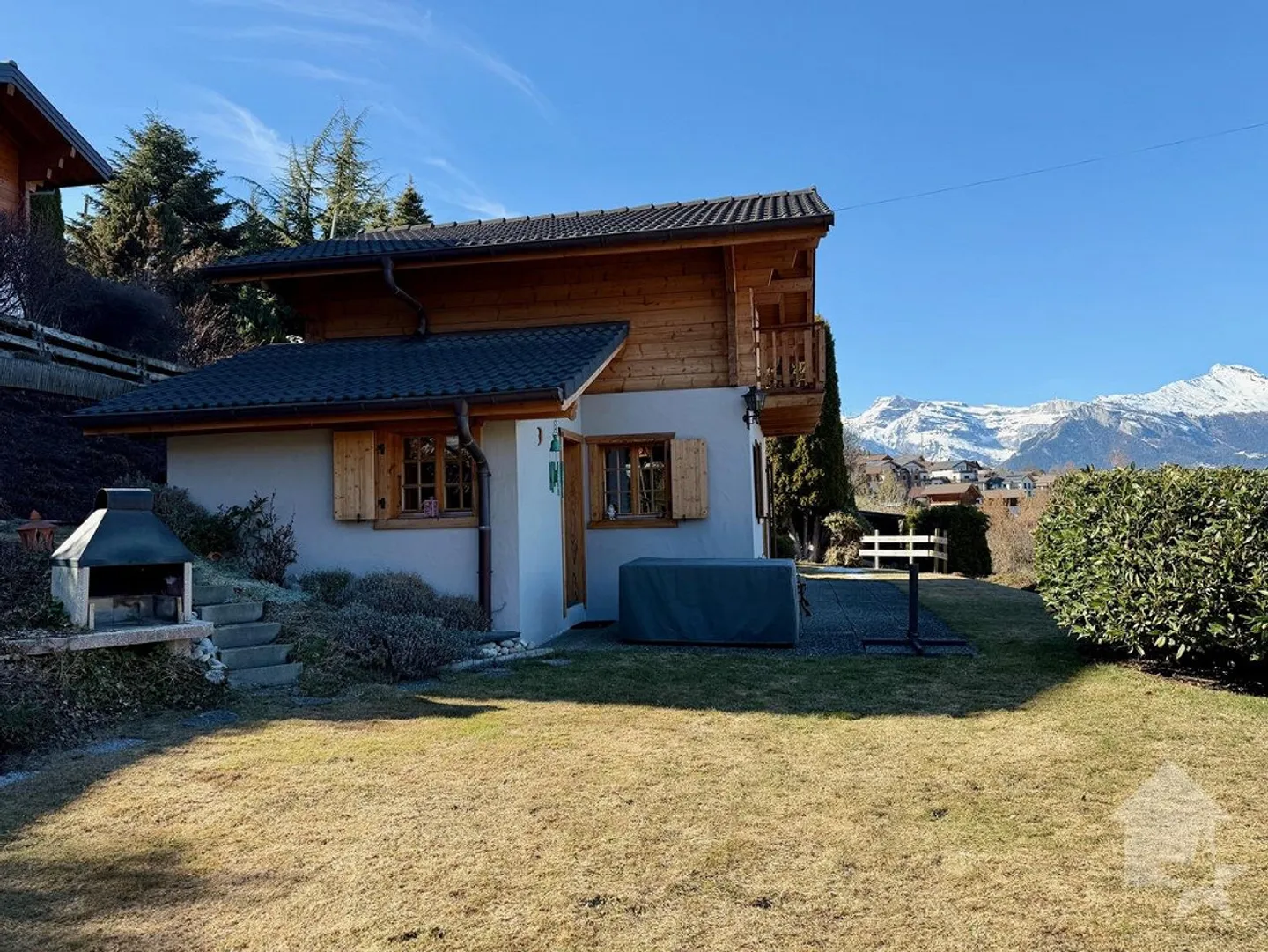 Incantevole chalet di 4.5 locali, posizione bucolica - Foto 12 di 30