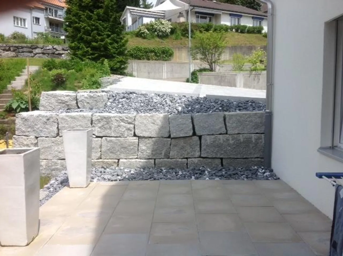 3,5 Zi-Wohnung modern mit grossem Sitzplatz - Foto 4 von 7