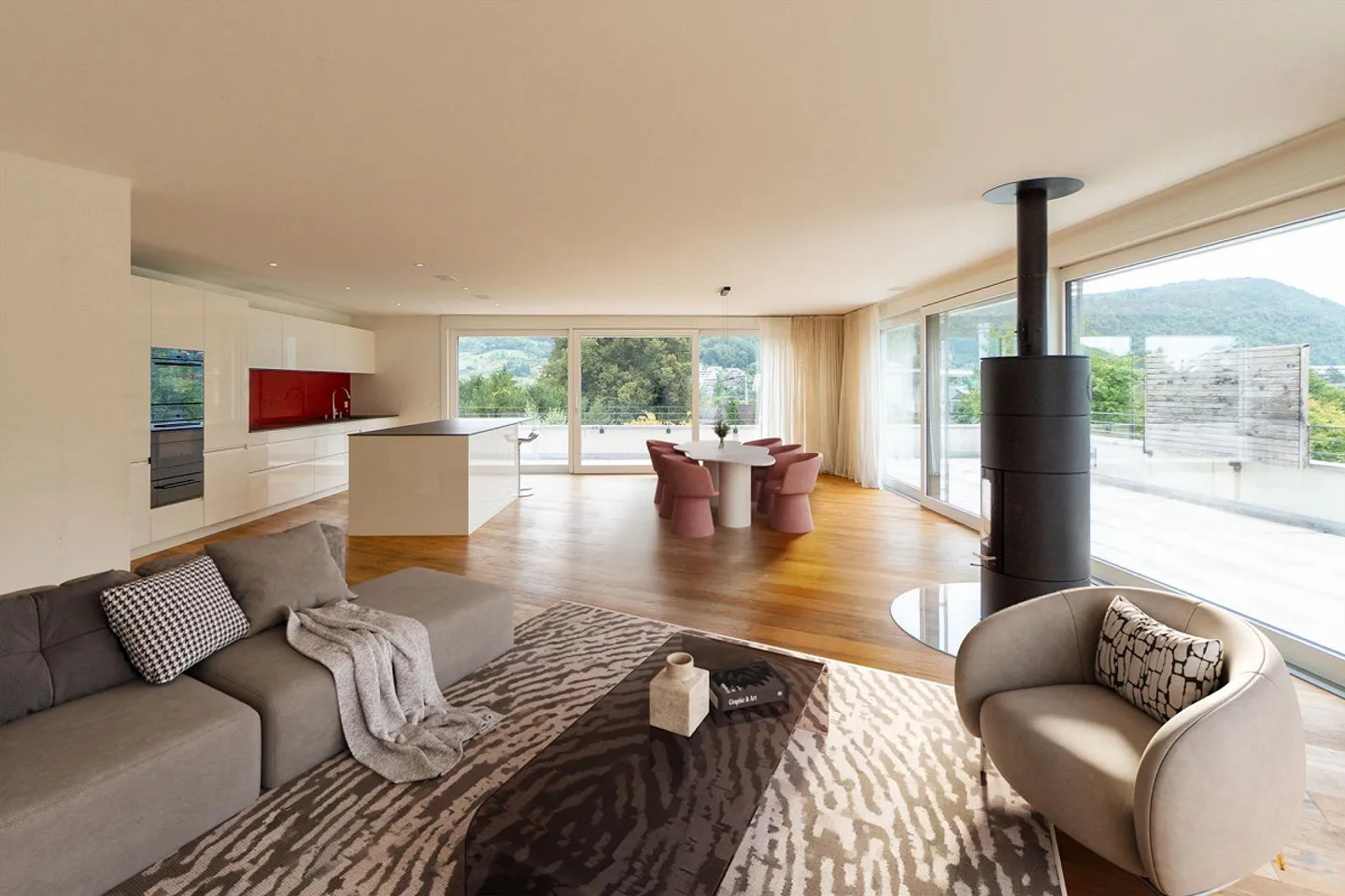 Ampio appartamento attico di 5,5 locali con terrazza di 173 m² - Foto 1 di 7