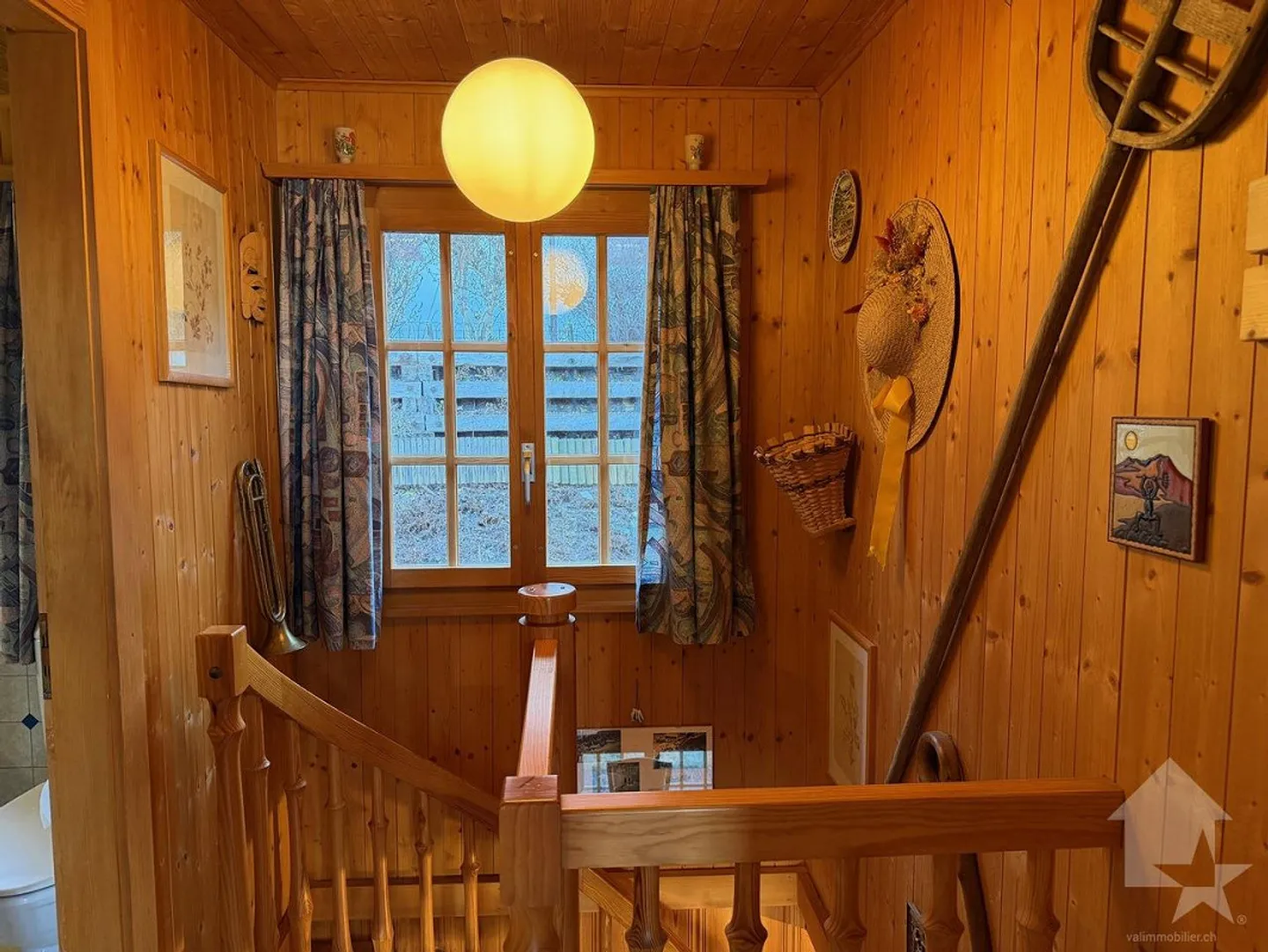 Incantevole chalet di 4.5 locali, posizione bucolica - Foto 23 di 30