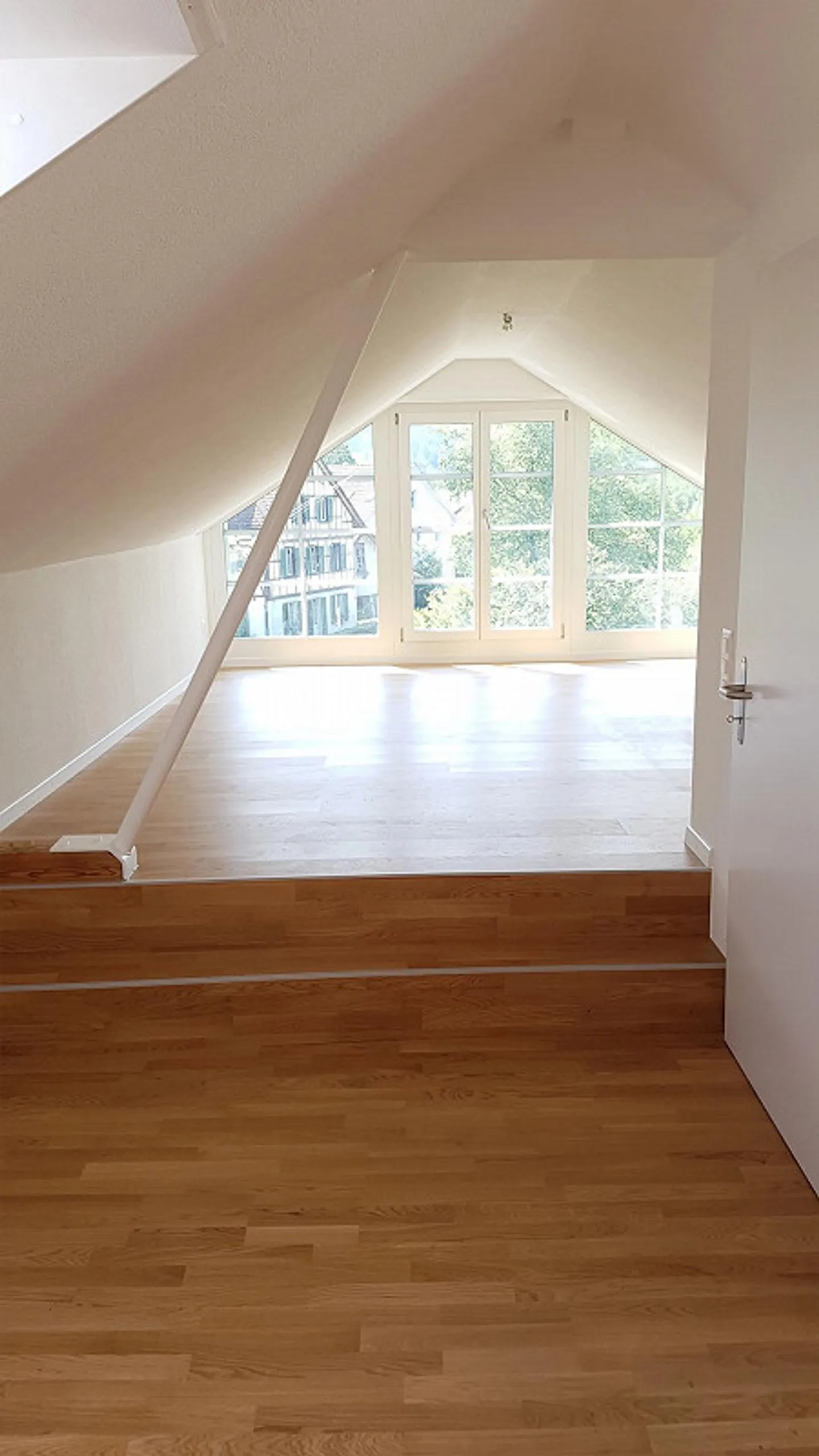 Charming two-storey apartment - close to the center yet peaceful - Photo 1 of 12