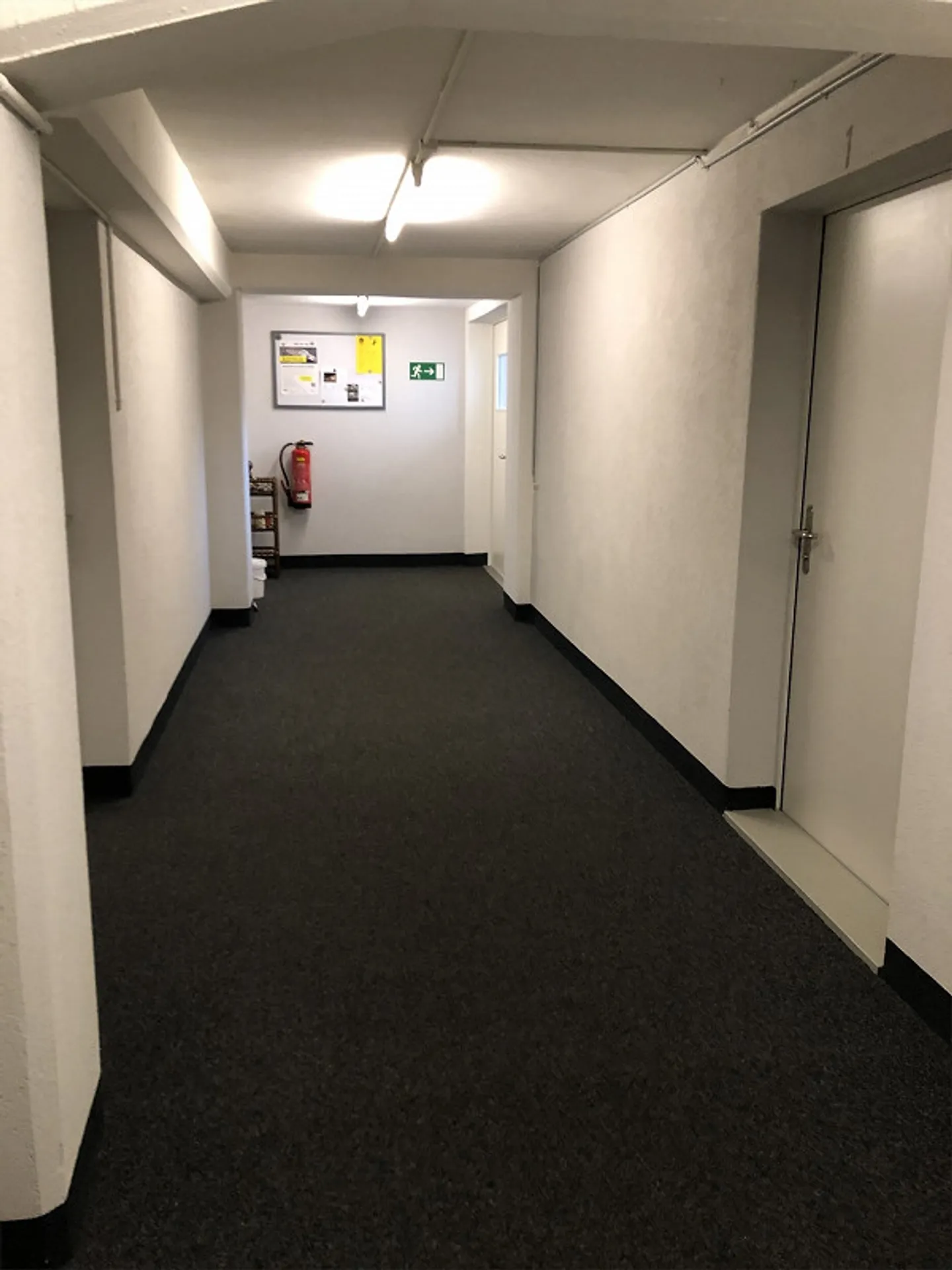 Ufficio/Pratica incluso deposito esterno di circa 10 m2 - Foto 2 di 3