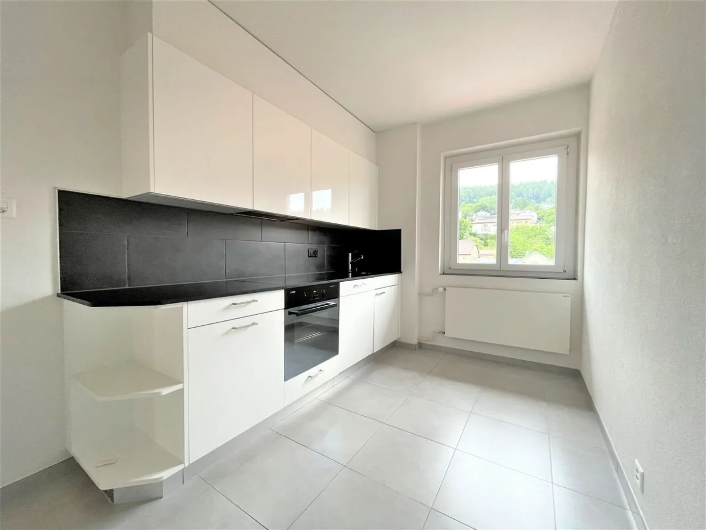 Nice 3-room apartment on the 1st floor - Photo 3 of 6
