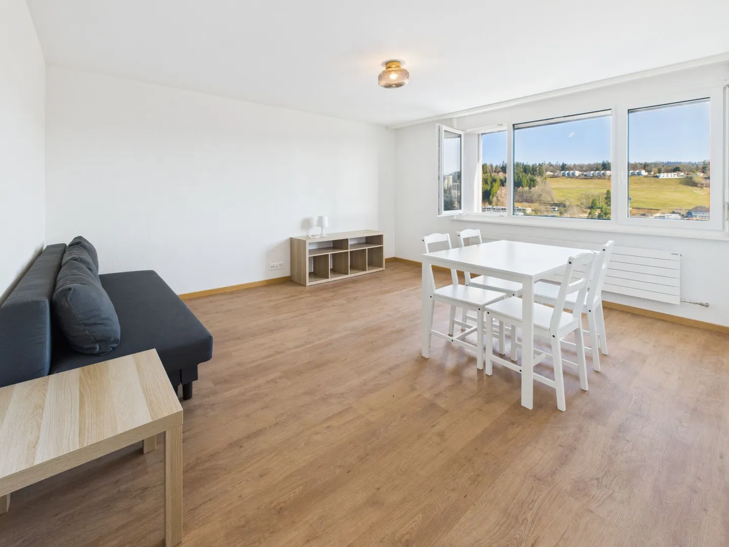 Appartement Rénové à La Chaux-de-Fonds - Photo 2 sur 6