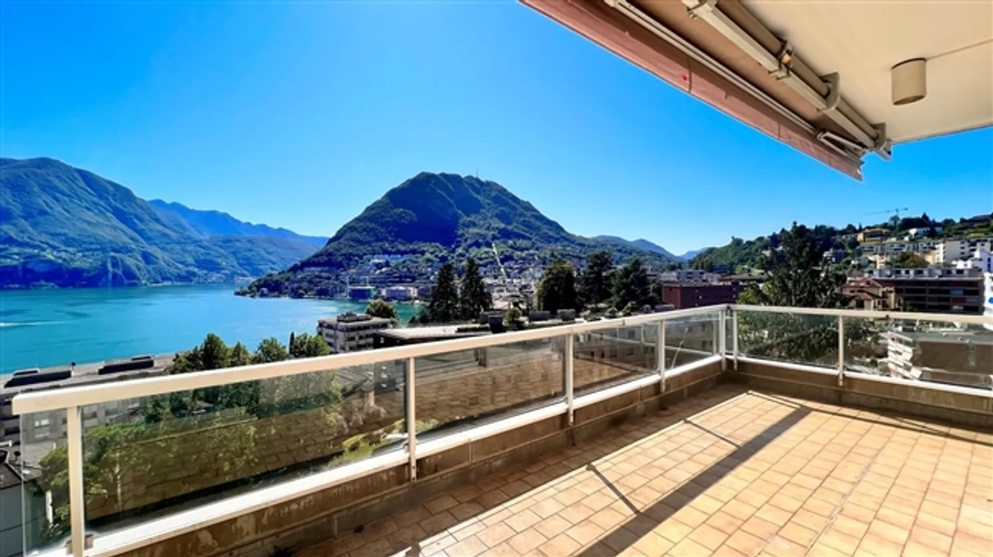 RENOVATION OPPORTUNITY WITHIN WALKING DISTANCE OF VIA NASSA LUGANO - Photo 4 of 7