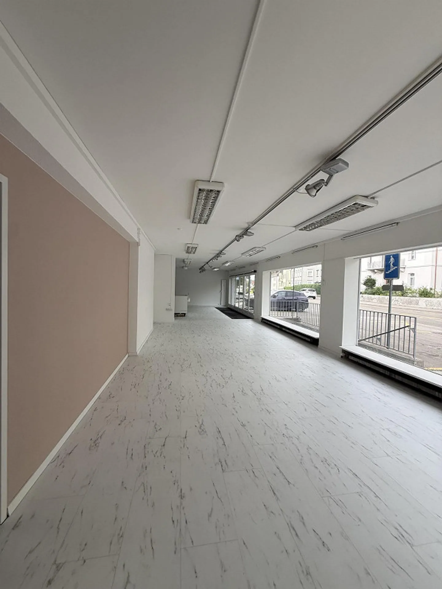 Commercial Space in St. Gallen - Photo 6 of 13
