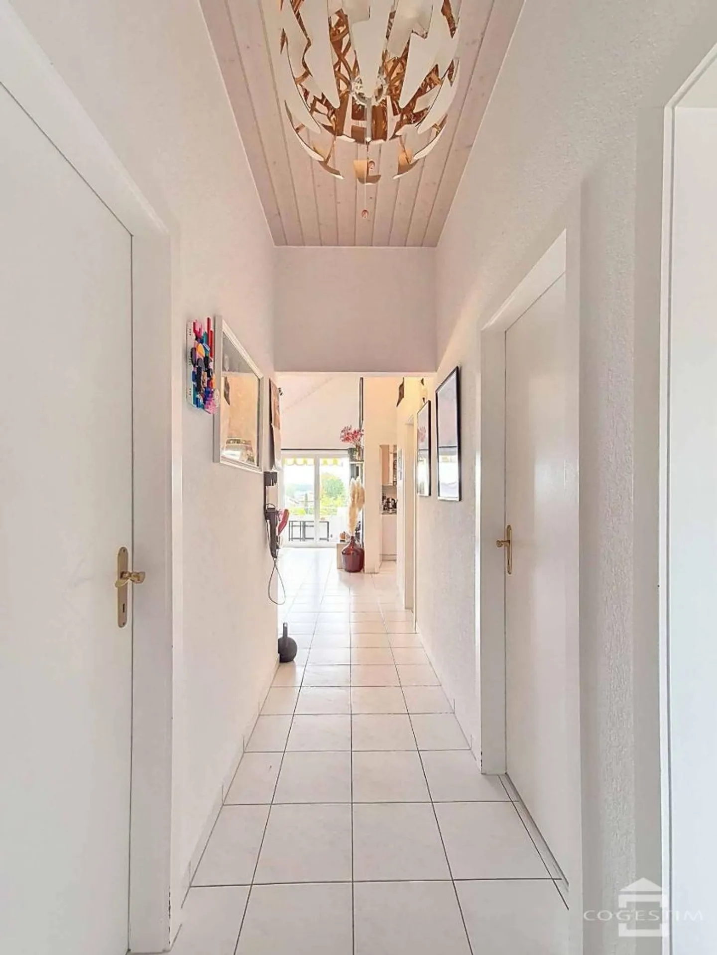 Ultimo piano 4.5 stanze - Foto 7 di 13