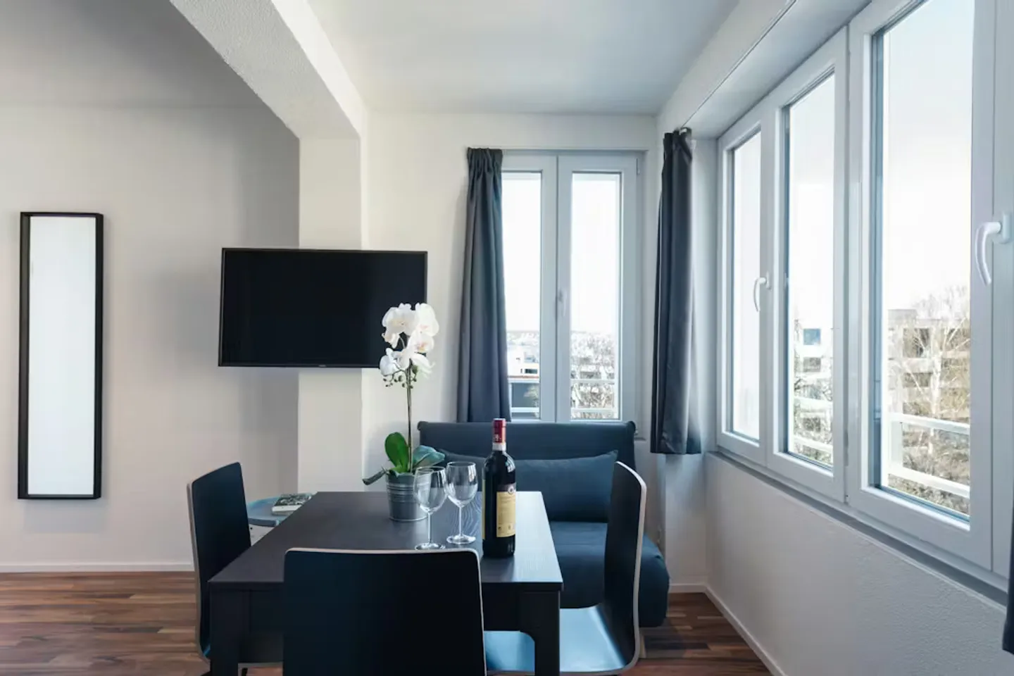 Appartement Chic à Zürich - Photo 2 sur 10