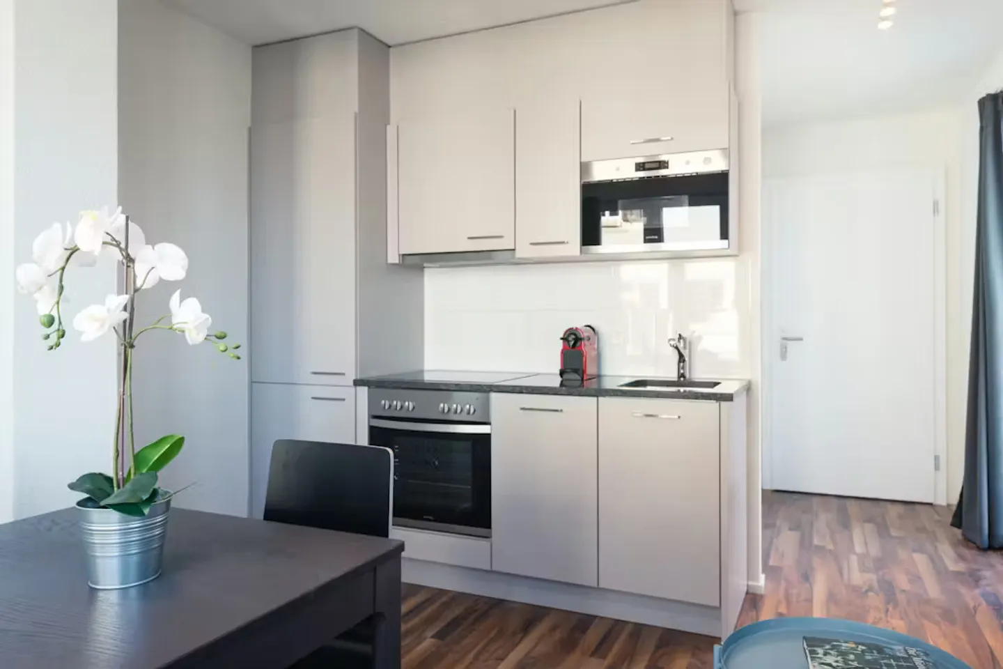 Appartement Chic à Zürich - Photo 3 sur 10
