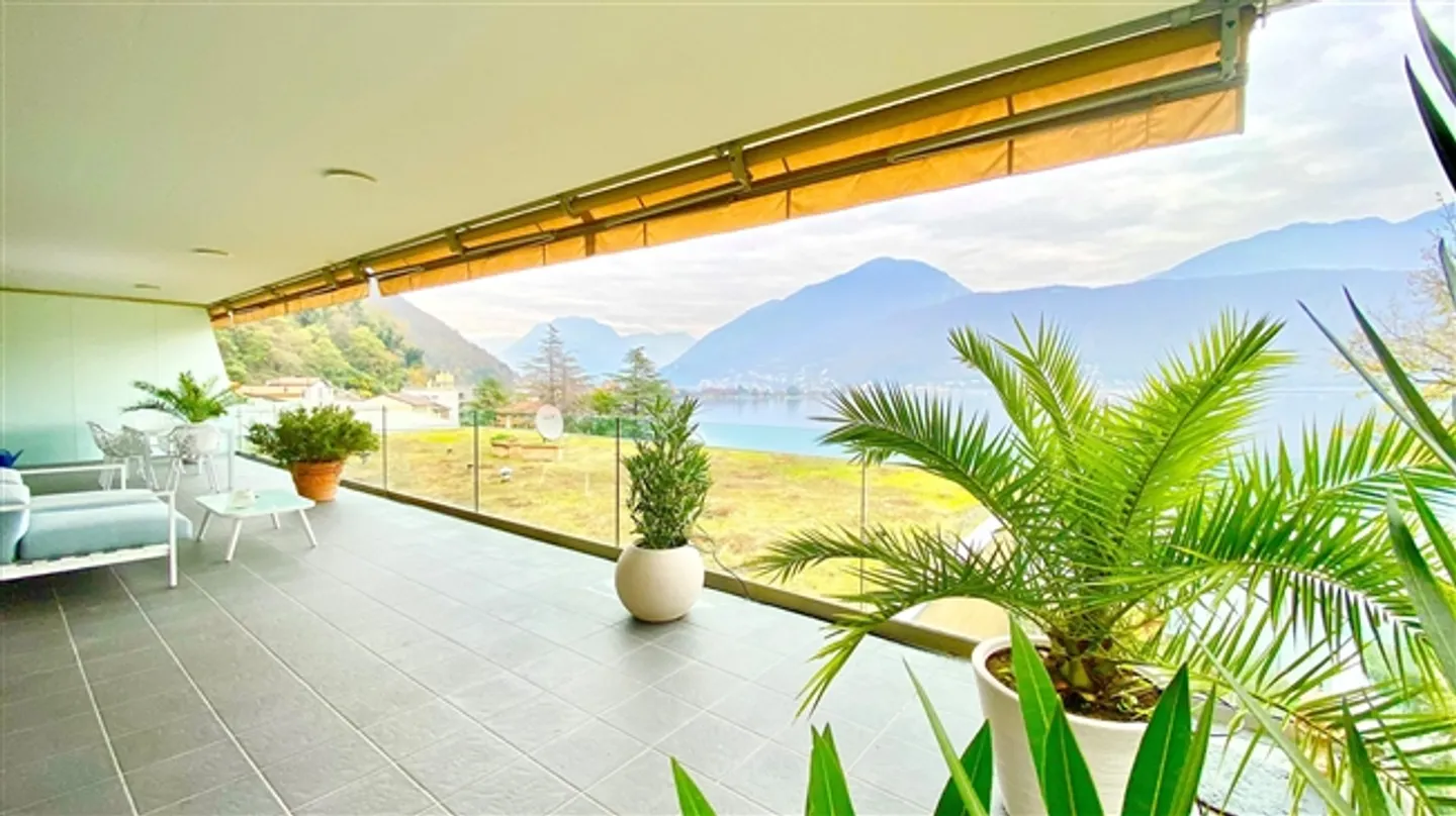 Beautiful 2.5-room apartment with lake view - second home - Photo 3 of 13