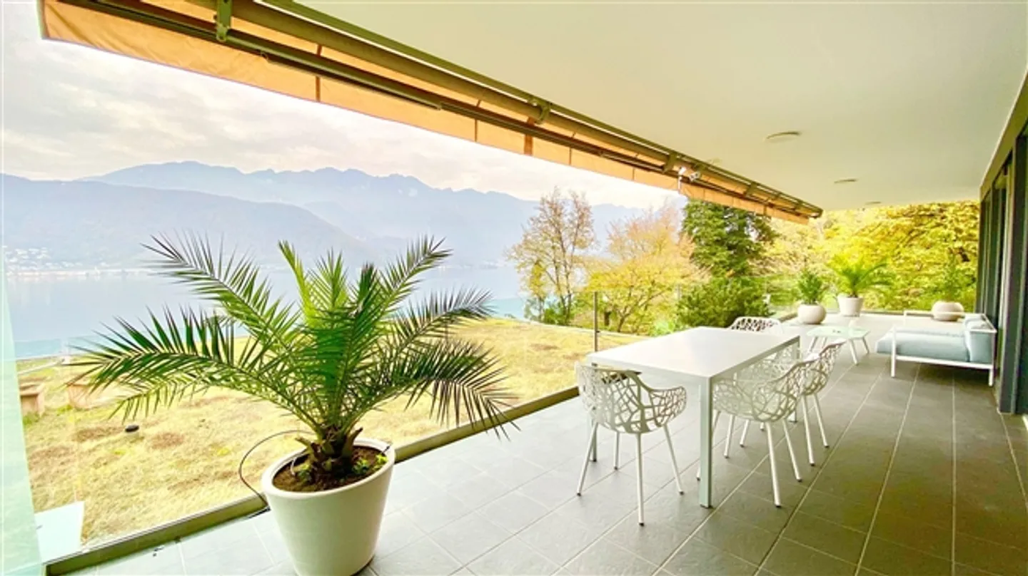 Beautiful 2.5-room apartment with lake view - second home - Photo 4 of 13