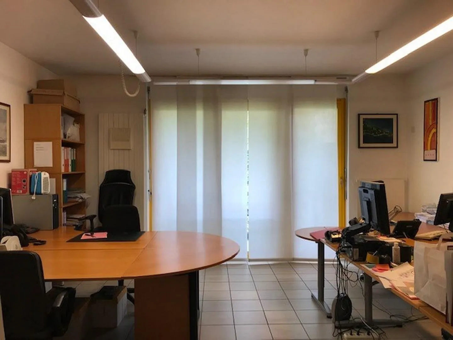 BUREAU SPACIEUX EN PENTHOUSE AVEC VUE OUVERTE - Photo 5 sur 6