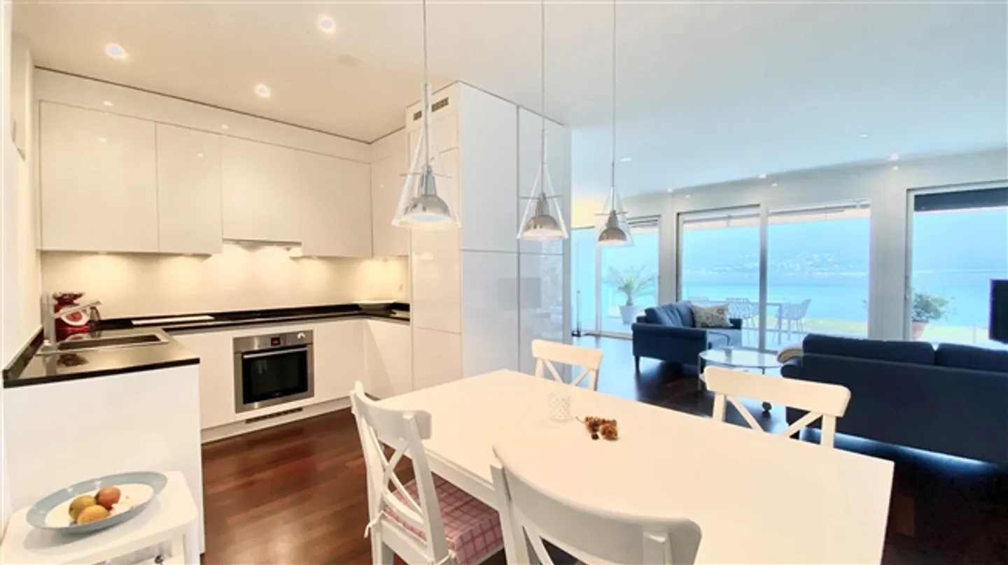 Beautiful 2.5-room apartment with lake view - second home - Photo 5 of 13