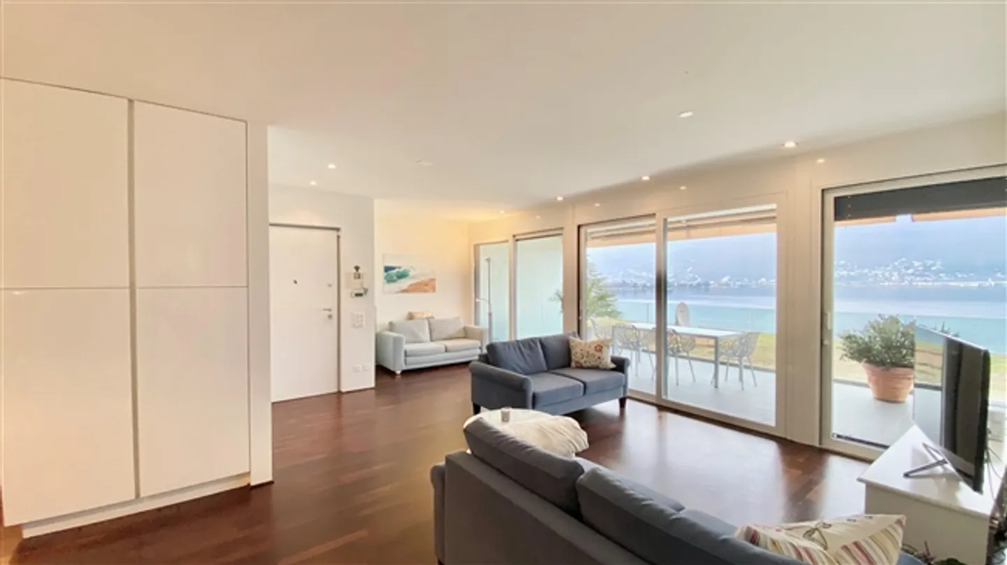 Beautiful 2.5-room apartment with lake view - second home - Photo 6 of 13