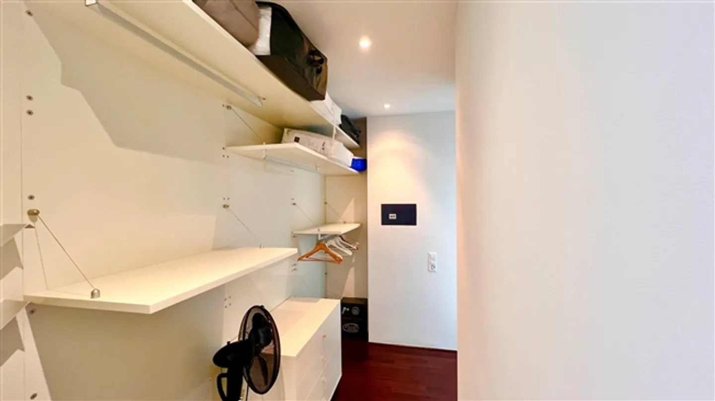 Beautiful 2.5-room apartment with lake view - second home - Photo 9 of 13