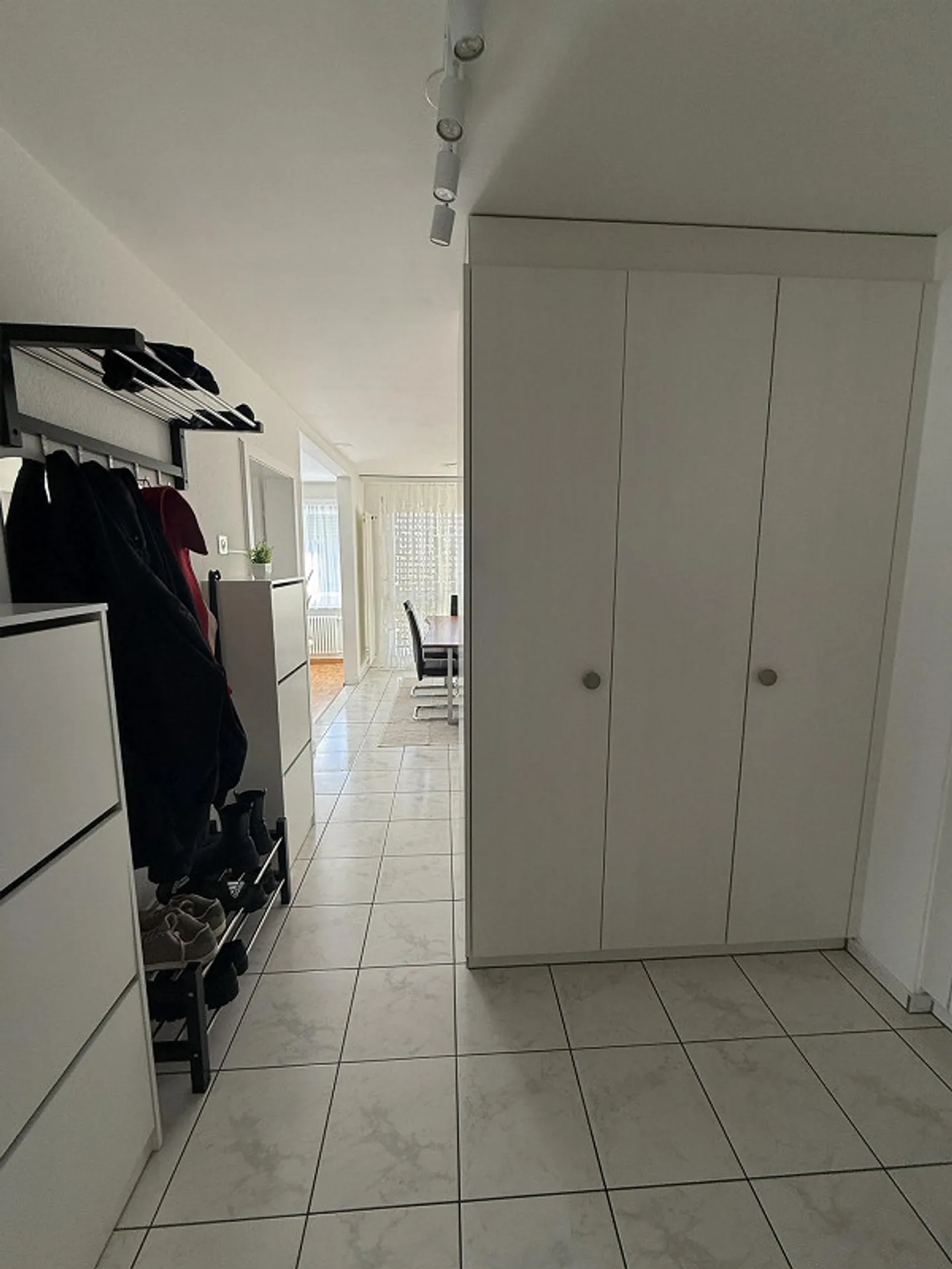 Apartment with bright balcony location - Photo 5 of 7